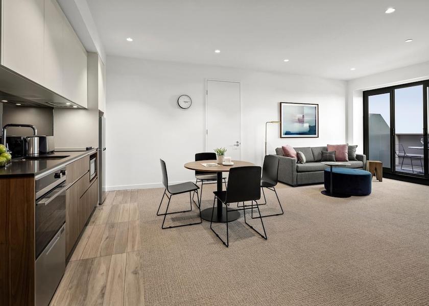 Victoria Melbourne Room