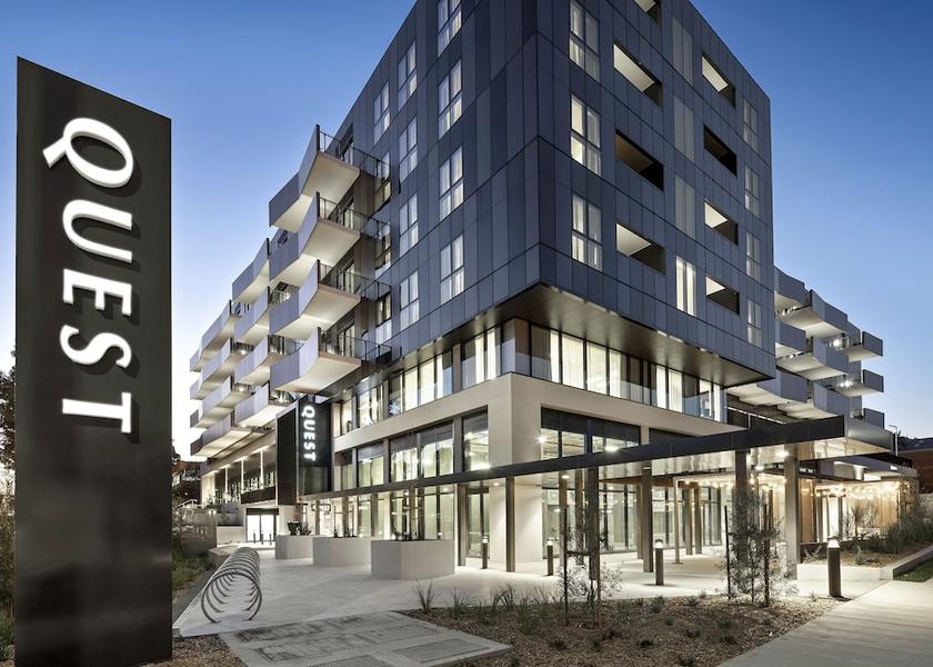 Victoria Melbourne Exterior