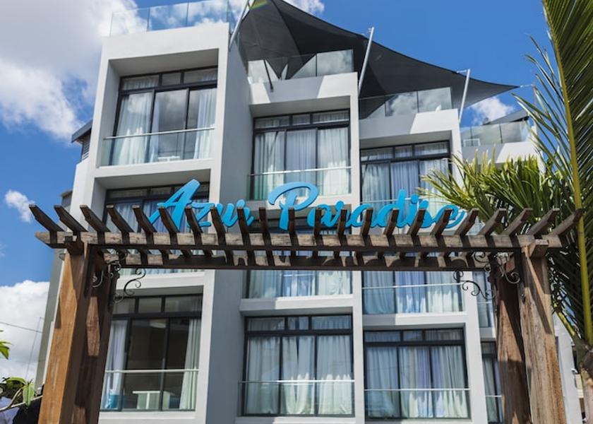  Grand-Baie Exterior detail