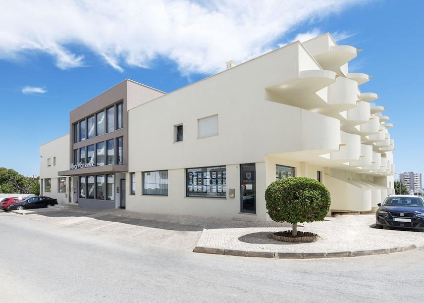 Faro Portimão Facade