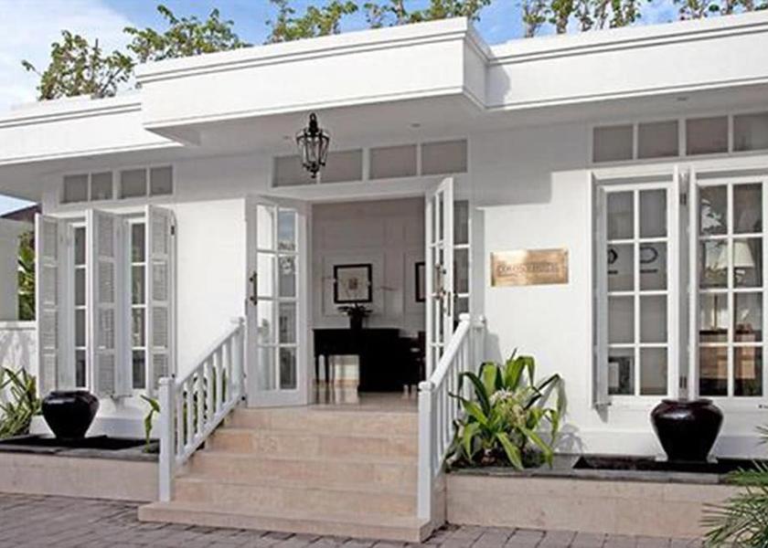 Bali Seminyak Front of property