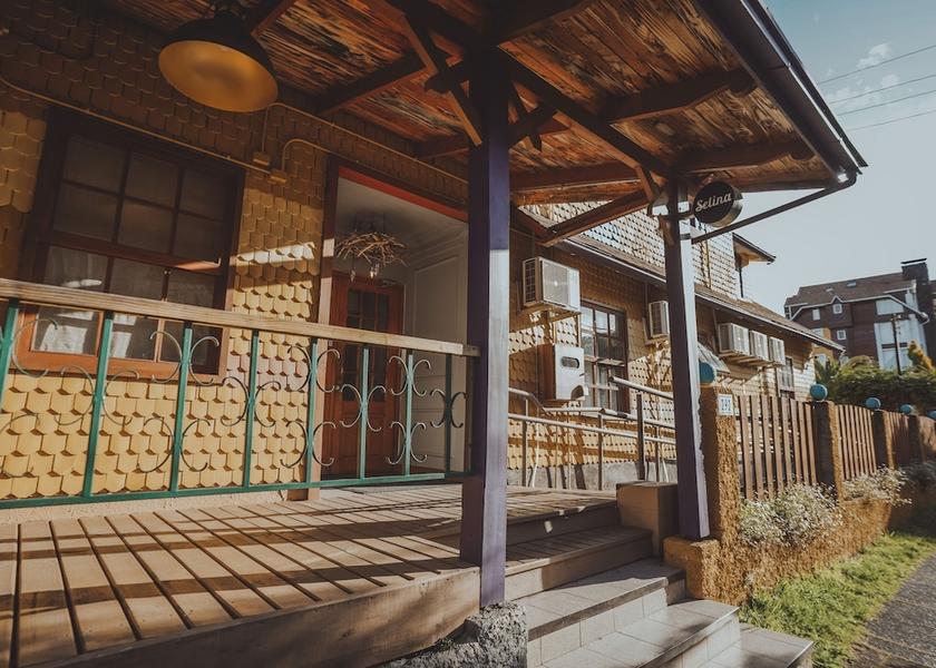 Araucania (region) Pucon Entrance