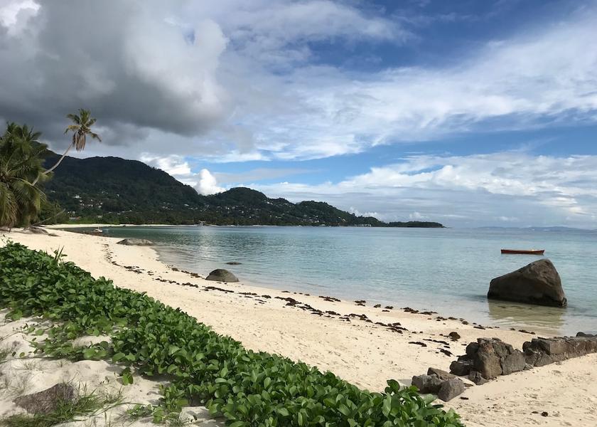  Mahé Island Beach