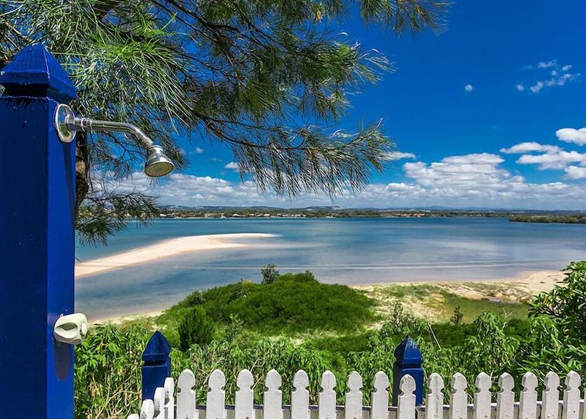 New South Wales Ballina Property grounds