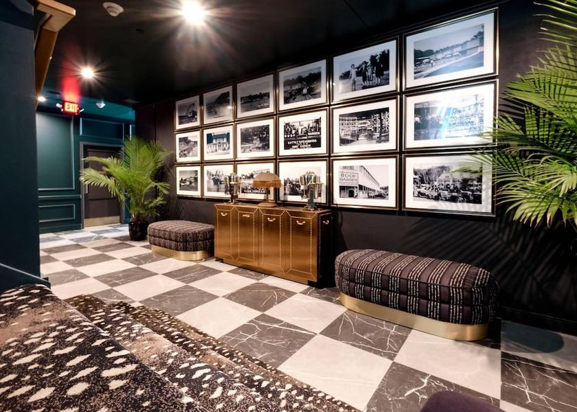 Iowa Arnolds Park Lobby