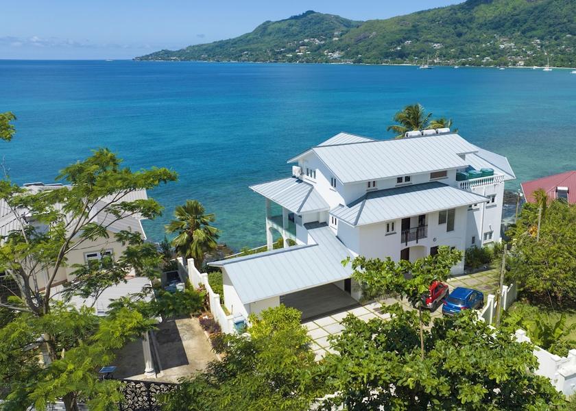  Mahe Island Exterior Detail