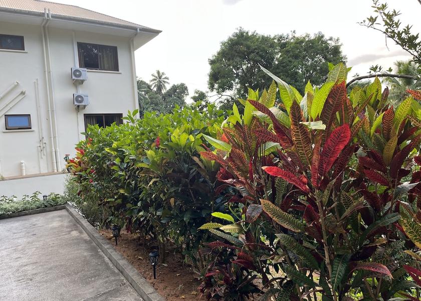  Mahé Island Exterior Detail