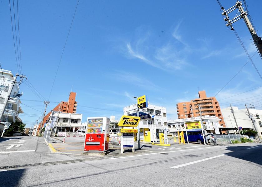 Okinawa Okinawa Parking