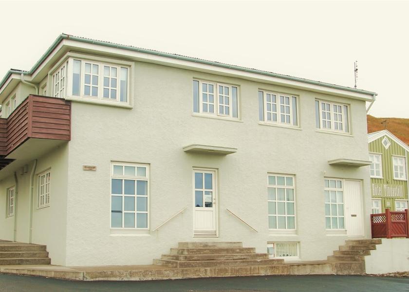 Northwest Region Skagastrond Facade