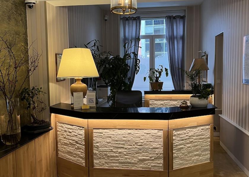 Grand Est Troyes Reception