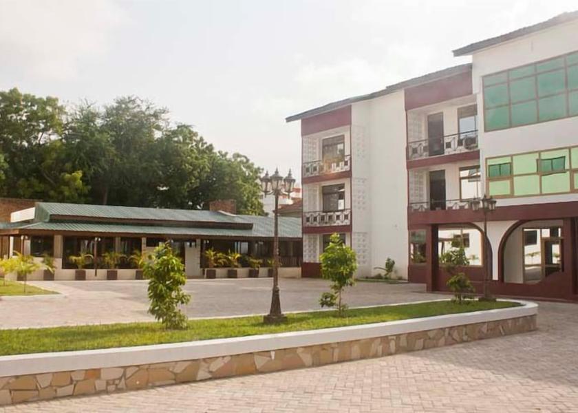  Accra Exterior Detail