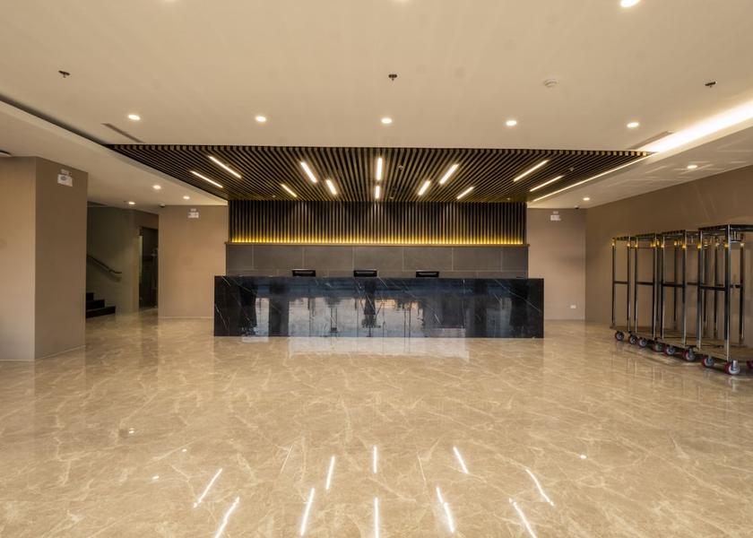  Parañaque Lobby