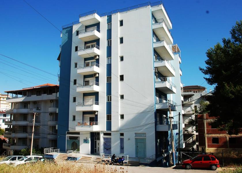  Sarande Exterior Detail