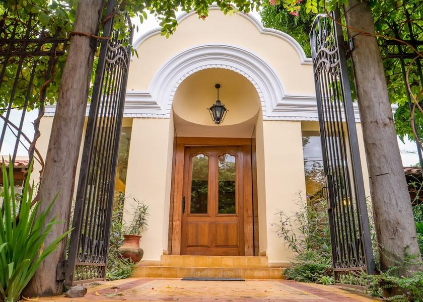 Asunción Department Asunción Property entrance
