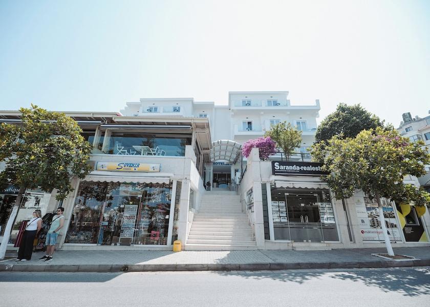 Vlorë County Sarandë Front of property