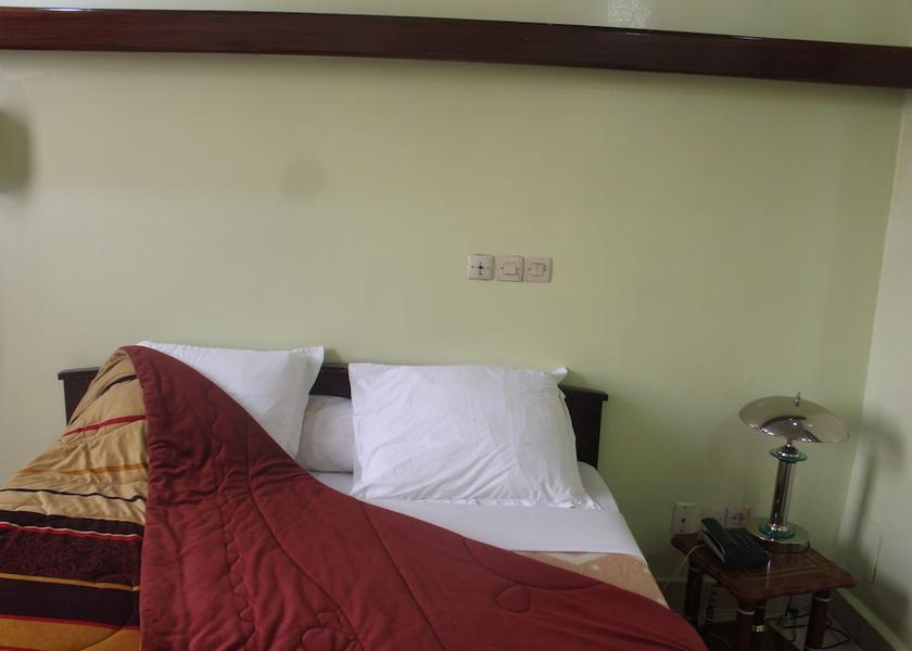  Yaounde Room