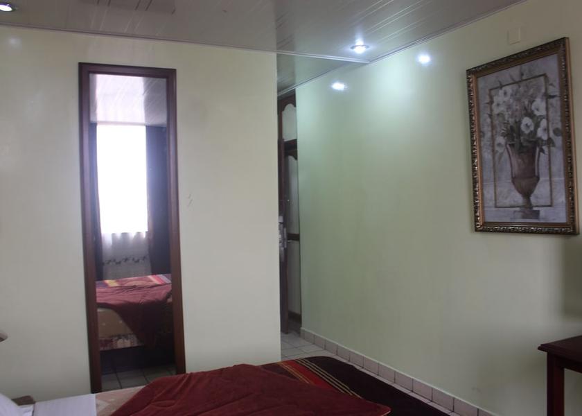 Yaounde Room
