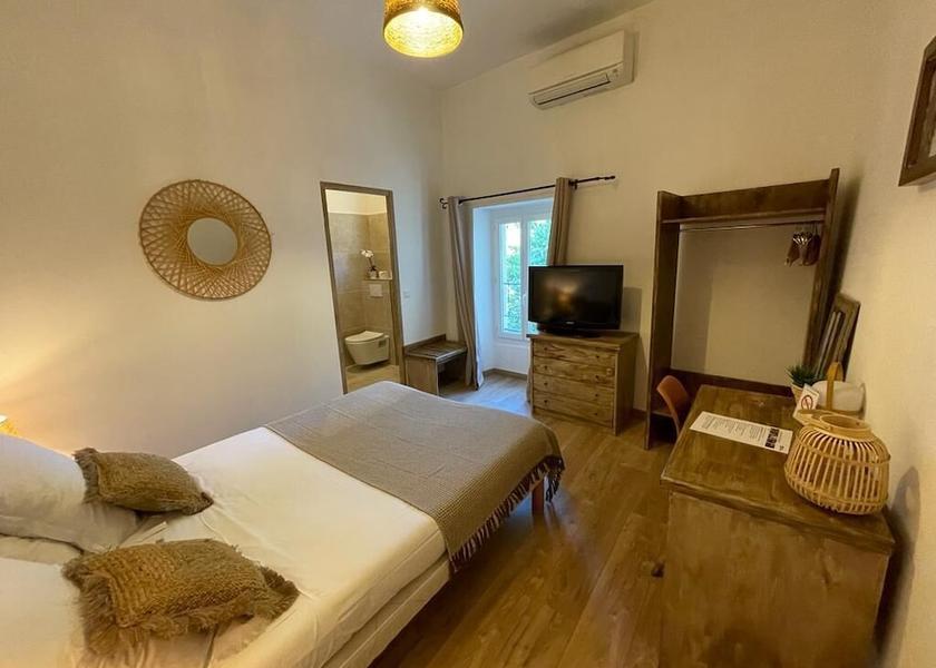 Occitanie Nîmes Room