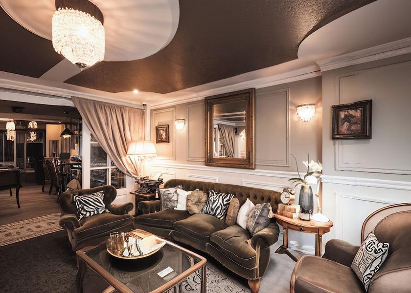 Magallanes Puerto Natales Lobby