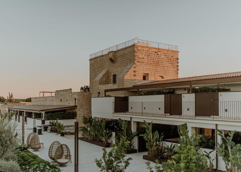 Puglia Nardo Exterior Detail