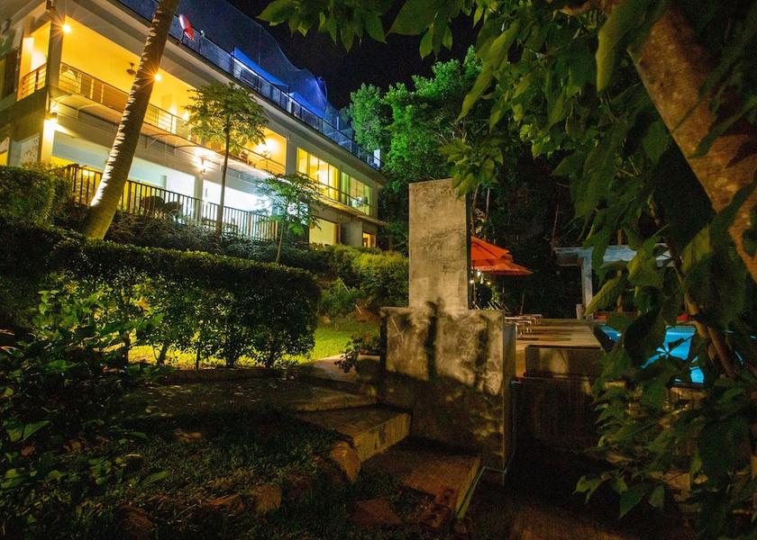 Surat Thani Koh Phangan Facade