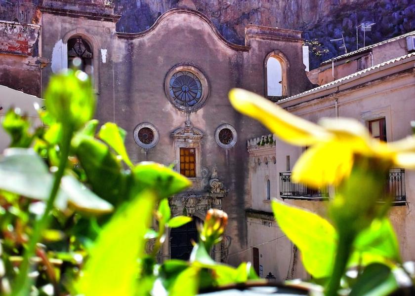 Sicily Cefalù Exterior Detail