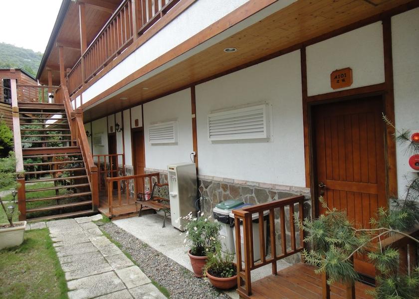 Nantou County Ren'ai Property Grounds