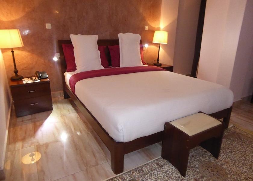  Yaounde Room