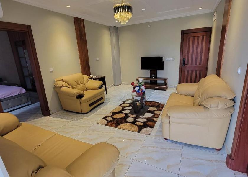 Central Yaoundé Deluxe Family Suite