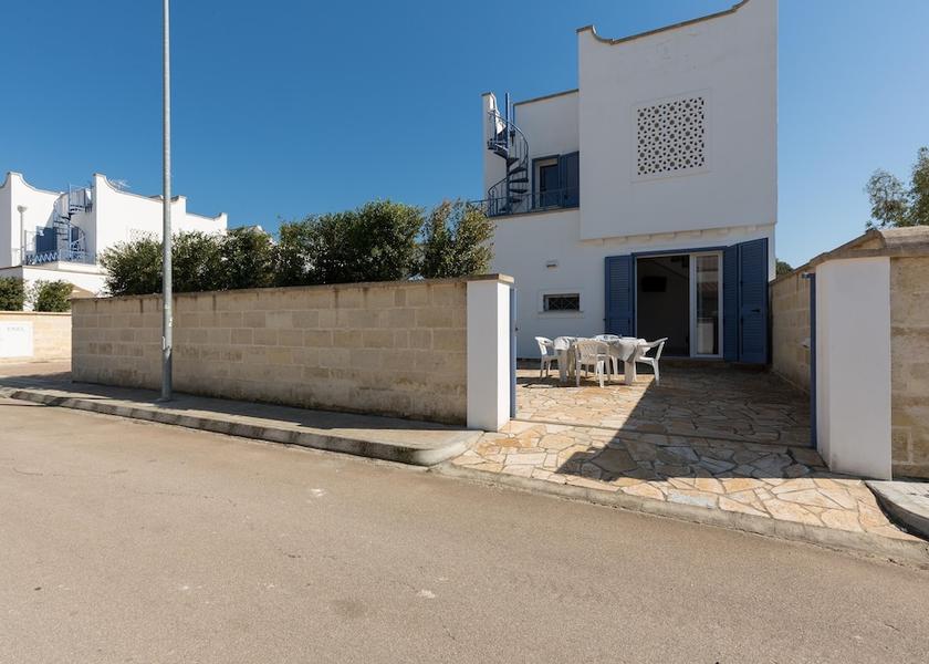 Puglia Nardo Entrance