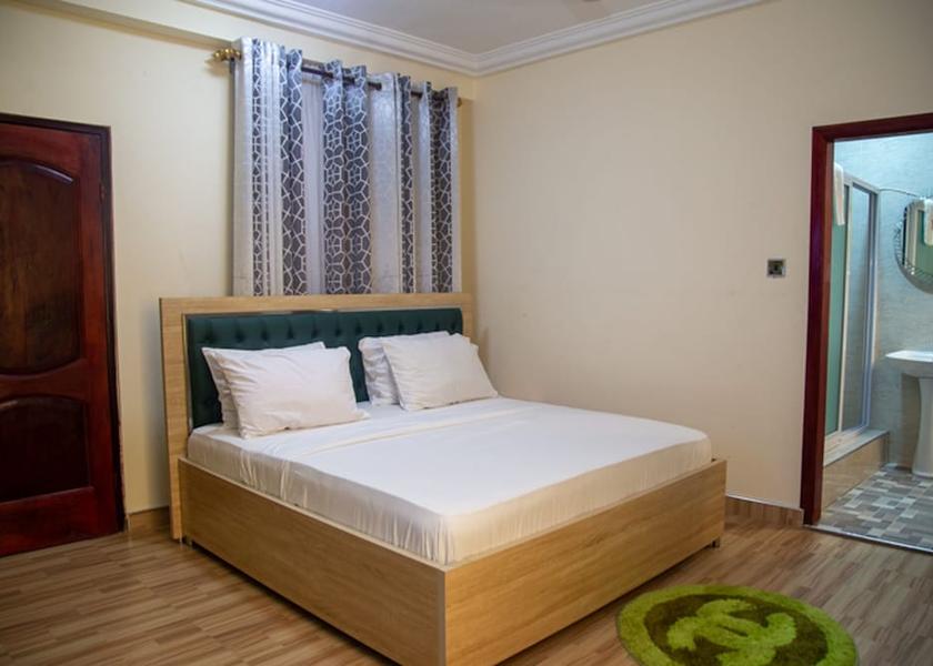  Kumasi Room