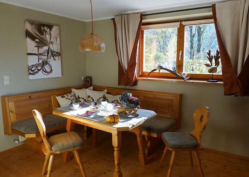 Tirol Aurach bei Kitzbuehel In-Room Dining