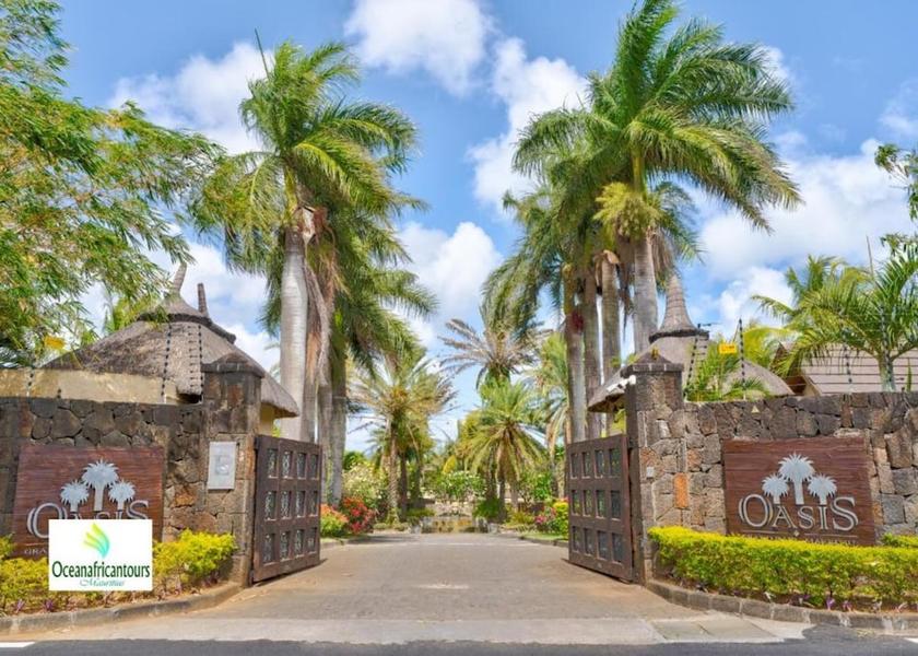 MU Mauritius Exterior Detail