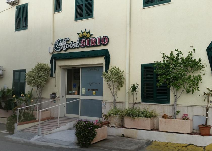 Calabria Reggio Di Calabria Facade