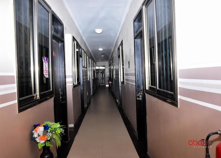  Accra Lobby