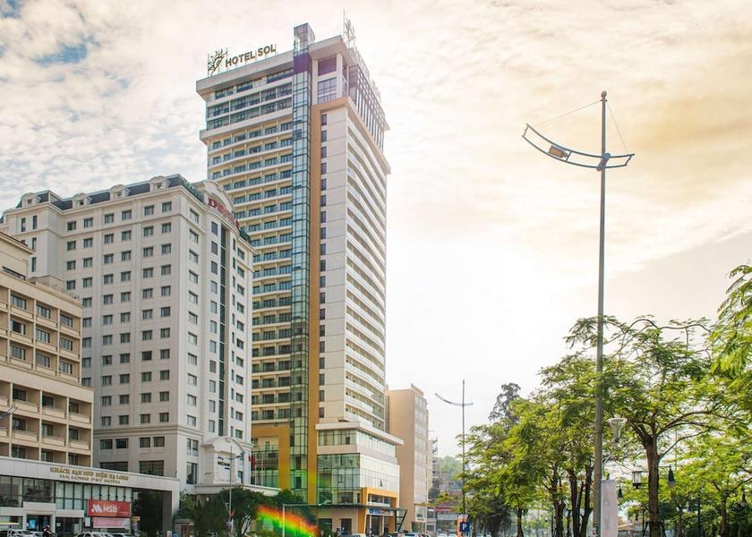 Quang Ninh Halong Exterior Detail