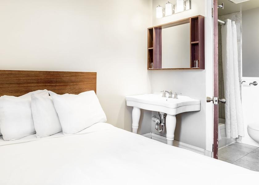 Quebec Quebec City Room