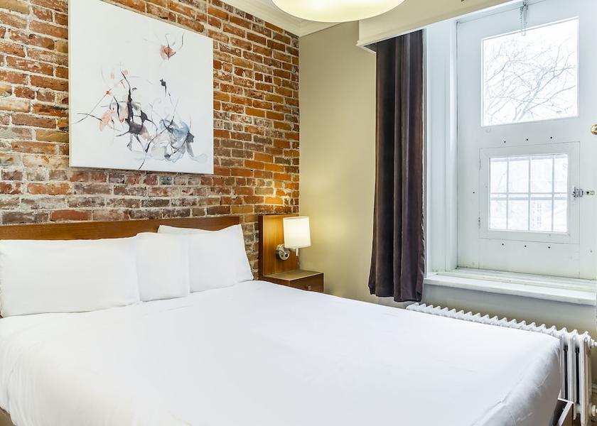 Quebec Quebec City Room