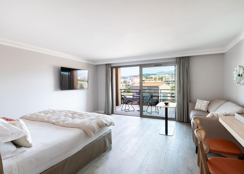 Corsica L'Île-Rousse Room