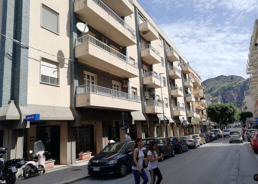Sicily Cefalù Facade