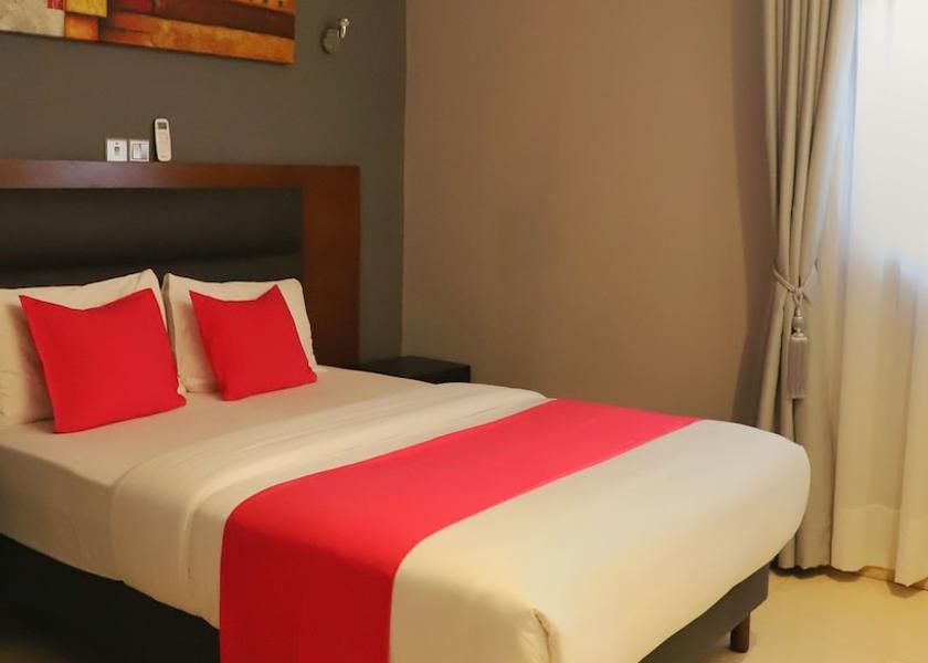  Yaounde Room