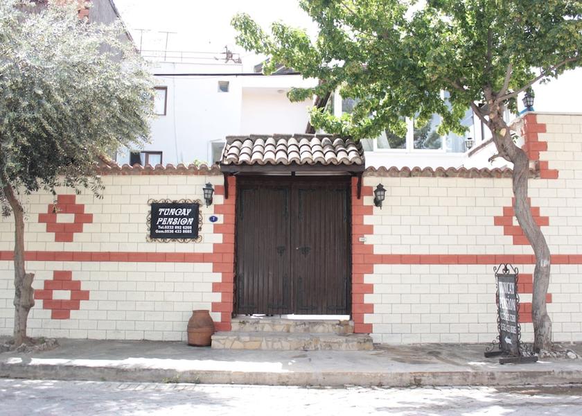 Izmir Selçuk Primary image