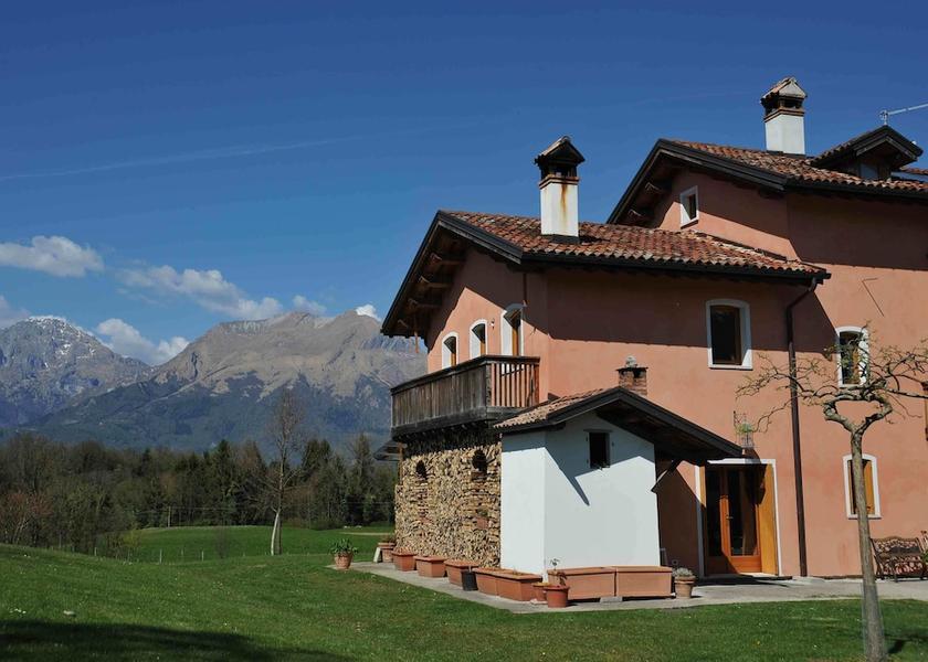 Veneto Belluno Exterior Detail