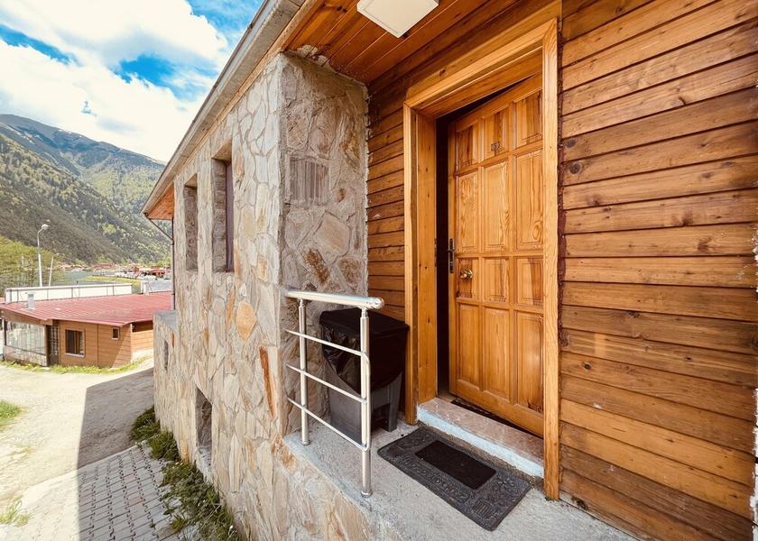 Trabzon (and vicinity) Caykara Exterior Detail