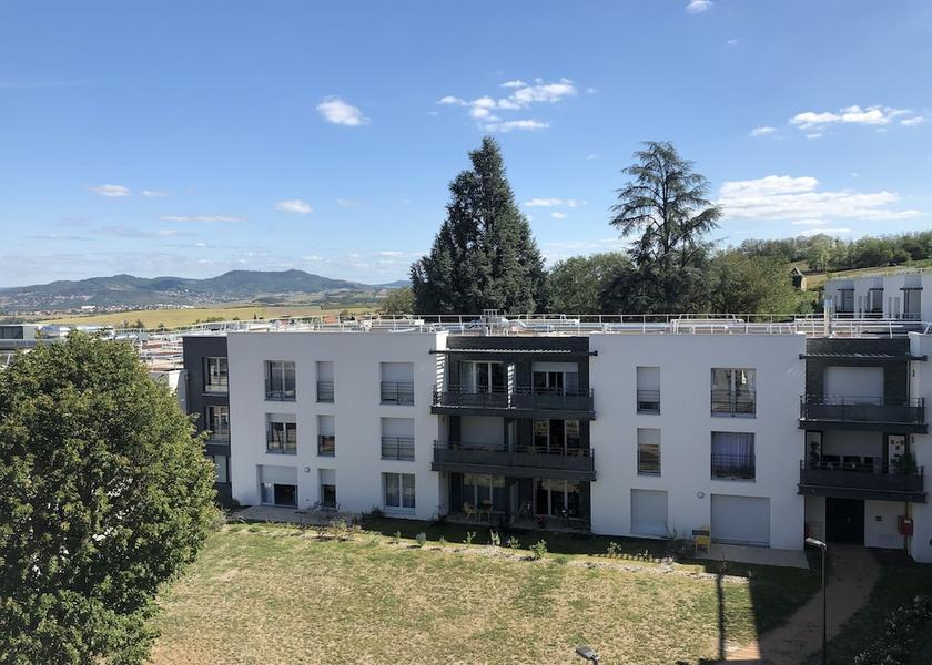 Auvergne-Rhone-Alpes Perignat-les-Sarlieve Exterior Detail