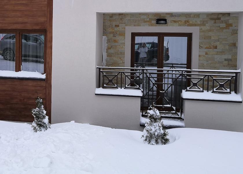  Raska Terrace