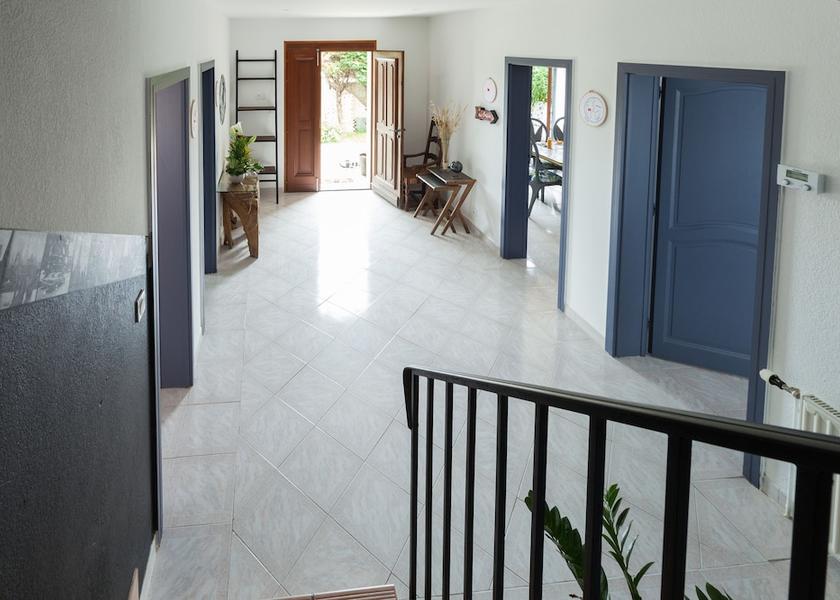 Occitanie Nîmes Hallway