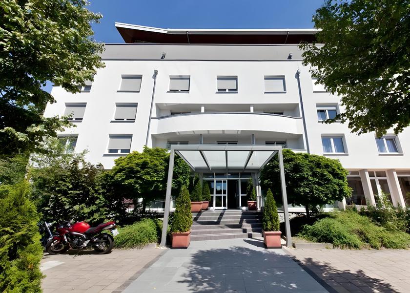 Saxony Leipzig Guestroom