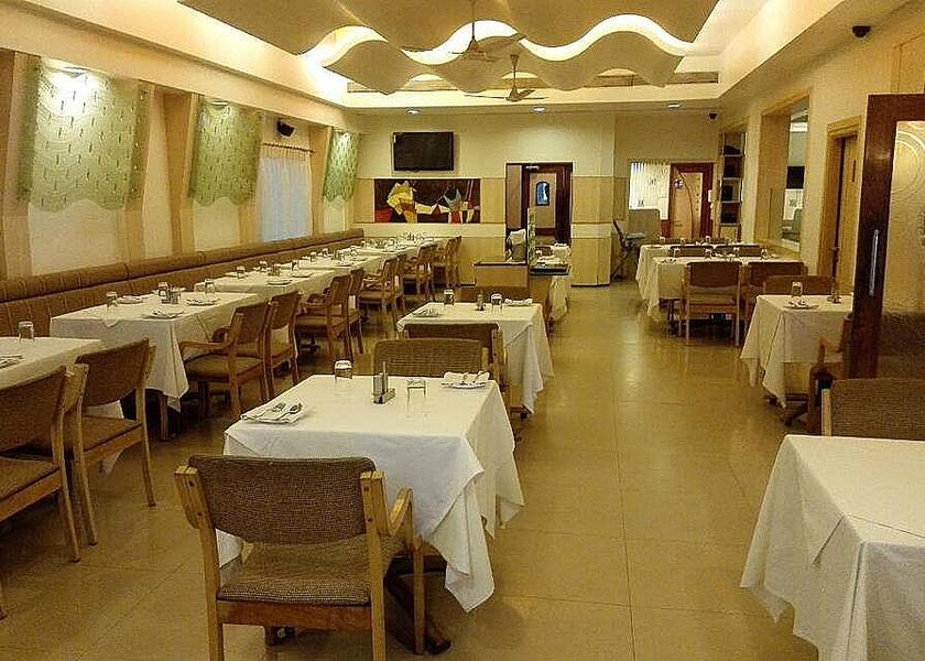 Madhya Pradesh Indore Food & Dining
