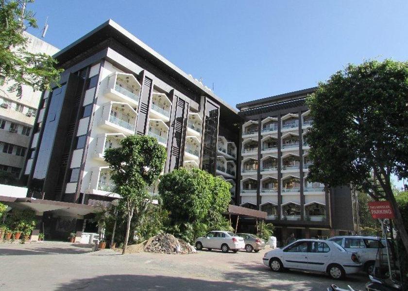 Madhya Pradesh Indore Hotel Exterior